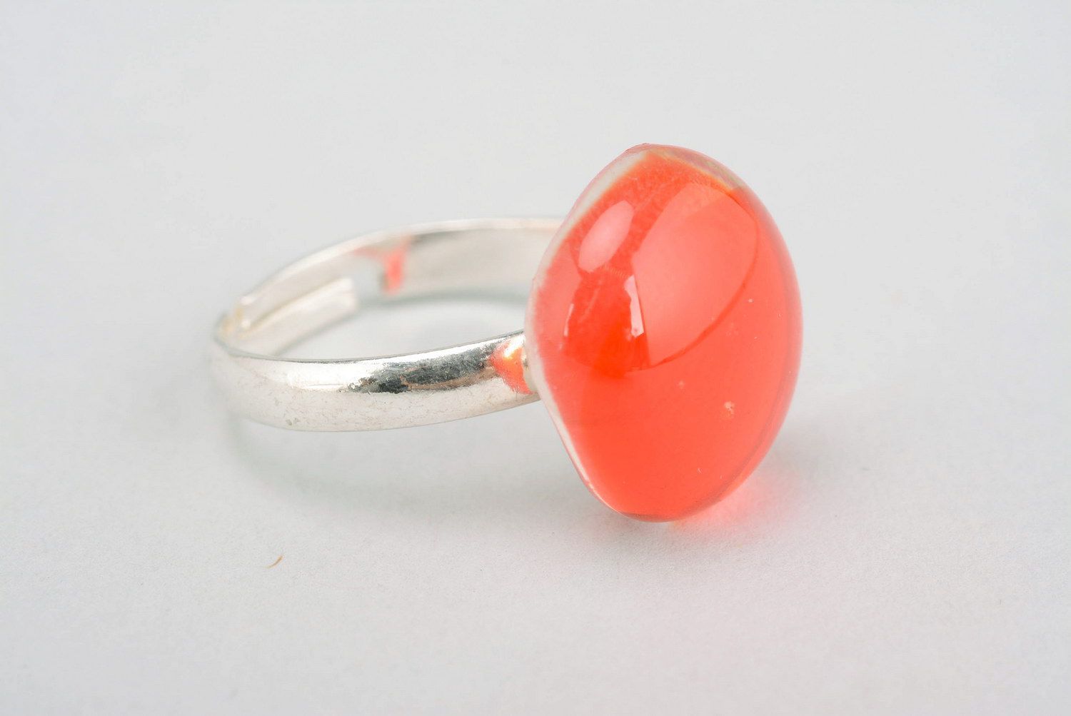 Handgemachter Ring aus Fusing Glas Koralle foto 1