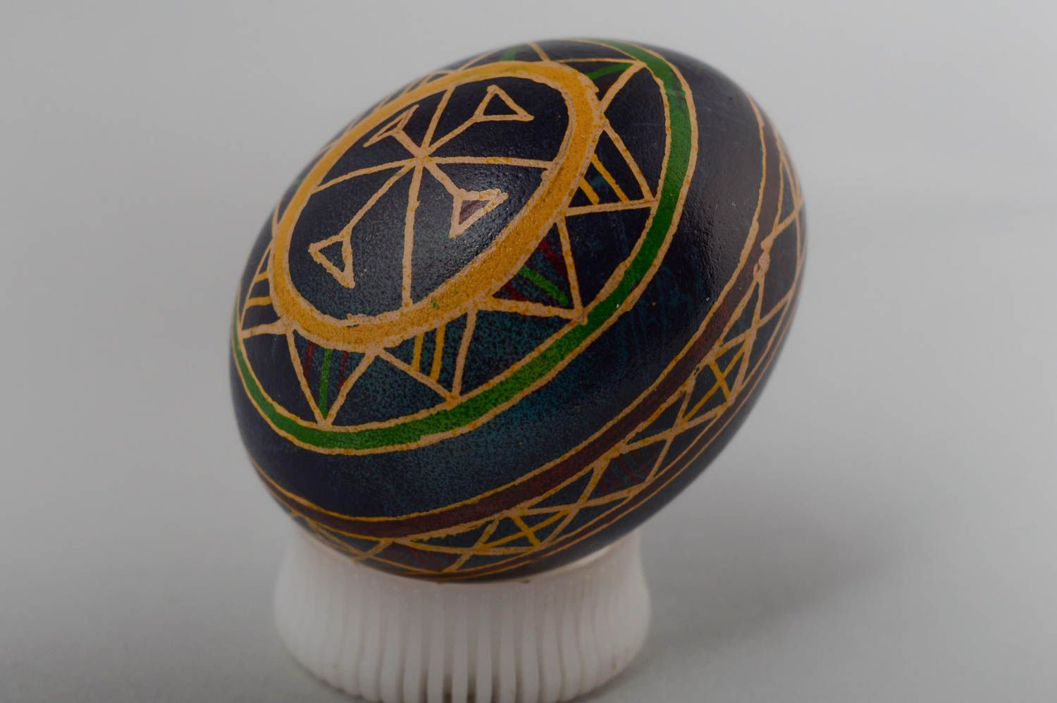 Расписное пасхальное яйцо хенд мейд с орнаментом красивое декоративное к Пасхе  фото 2