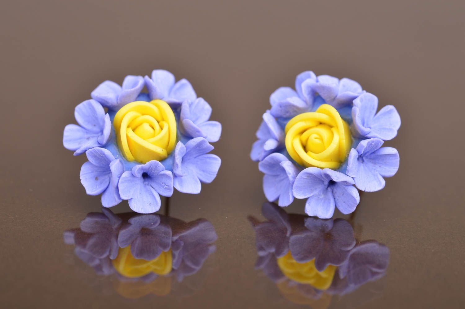 Handmade designer stud earrings with polymer clay violet and yellow flowers photo 3
