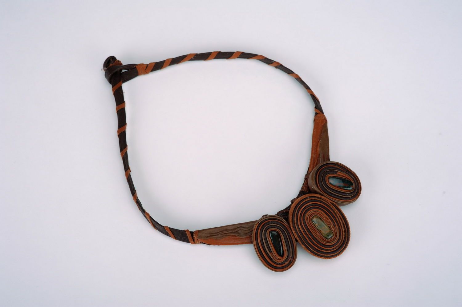 Necklace, made of leather and gem jade photo 3
