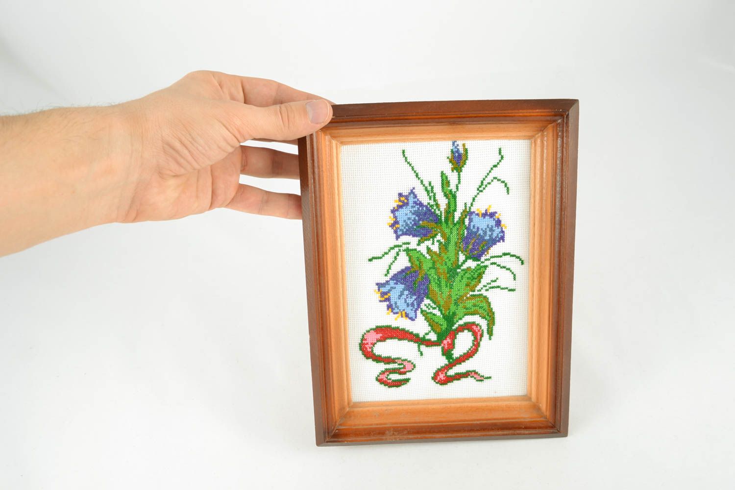 Unusual embroidered picture photo 4