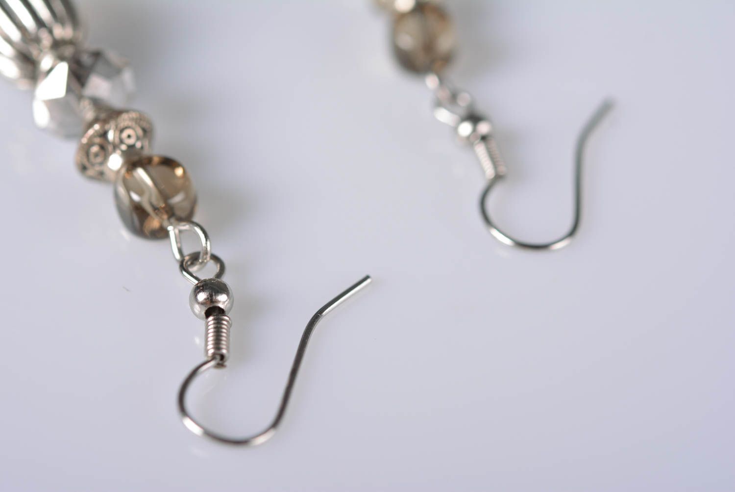 Boucles d'oreilles pendantes Bijou fait main en métal Cadeau pour femme original photo 5