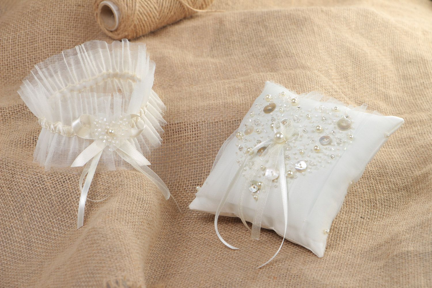 Handmade wedding accessories set 2 items bridal garter and ring bearer pillow Ivory photo 1