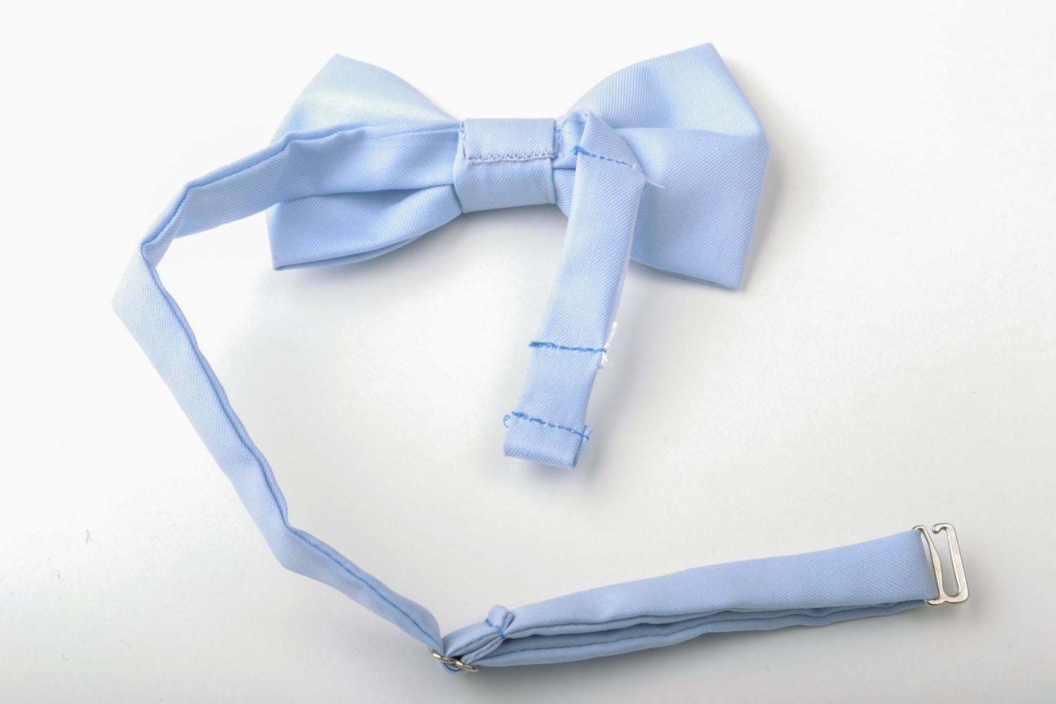 Голубой галстук-бабочка фото 5
