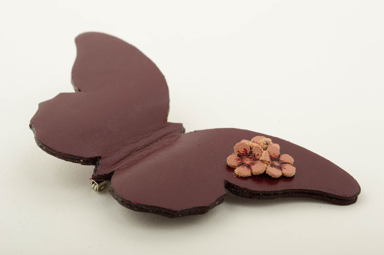 Broche originale faite main Bijou en cuir naturel papillon Cadeau femme photo 3