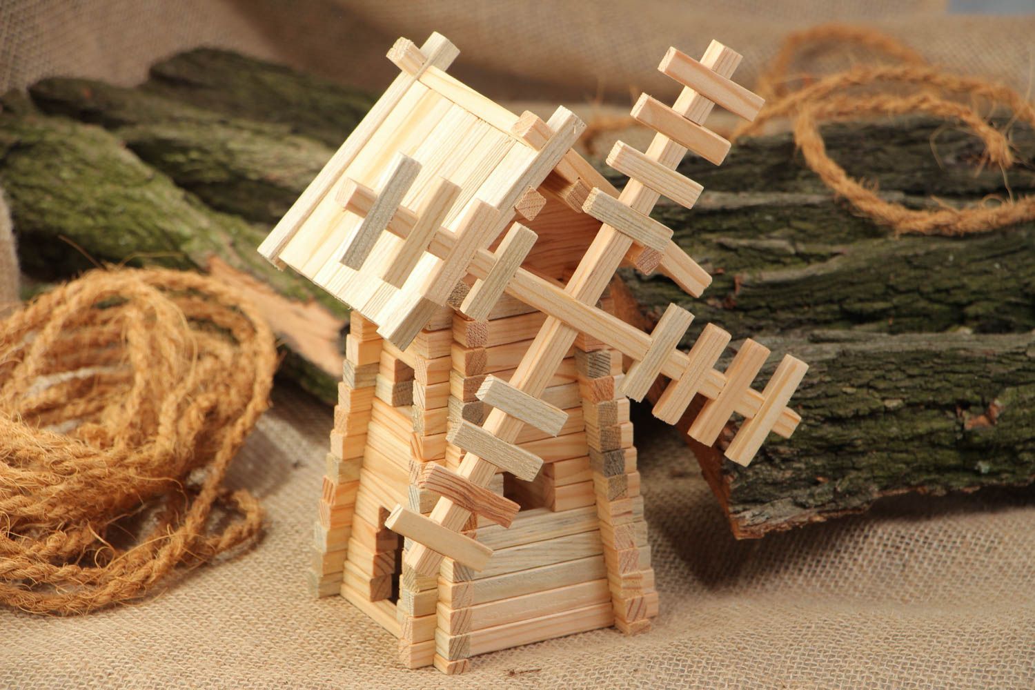 Handgemachter Baukasten Mühle aus Holz 120 Details Lernspielzeug für Kinder foto 1