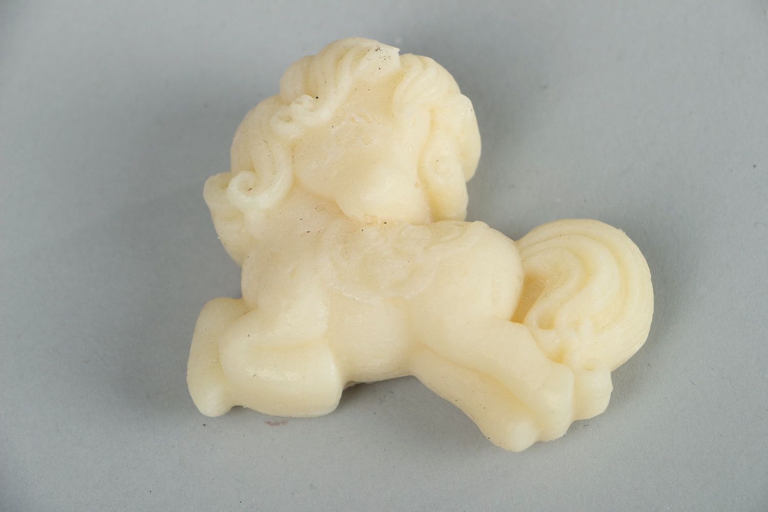 Children's soap Horse photo 1