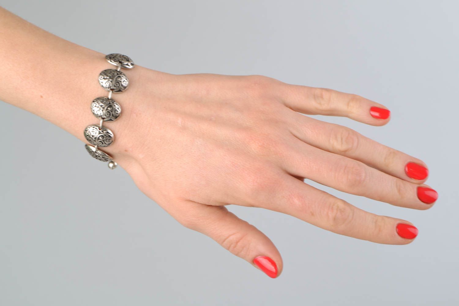 Bracelet en métal original fait main de créateur taille réglable style ethnique photo 2