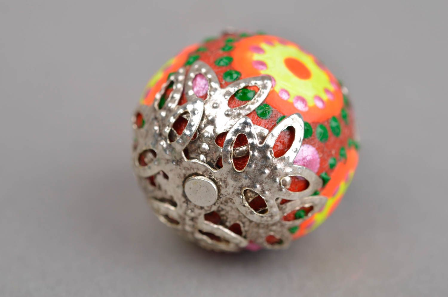 Handmade ball pendant painted wooden pendant artisan jewelry designs gift ideas photo 3