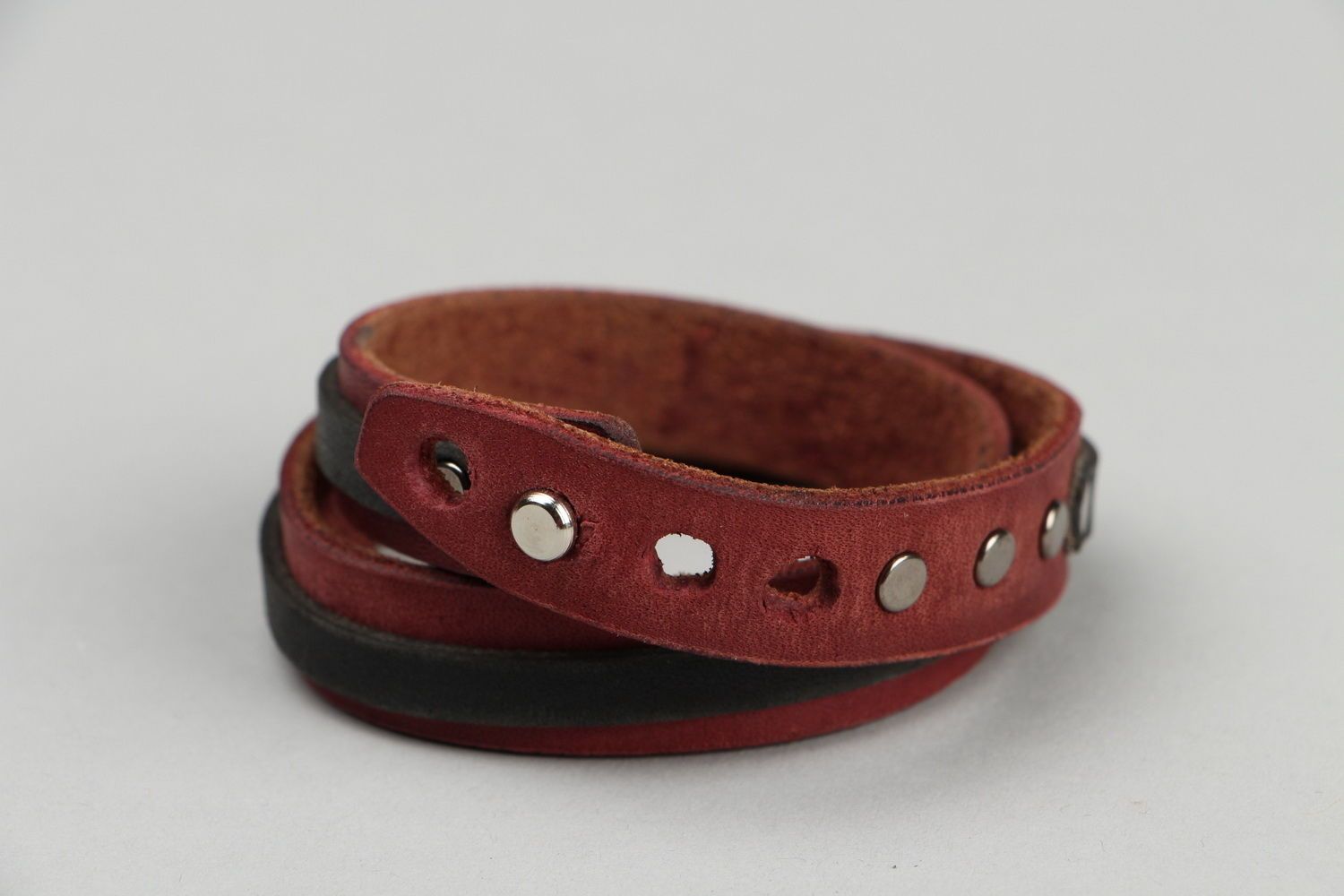 Leather multylayered bracelet photo 2