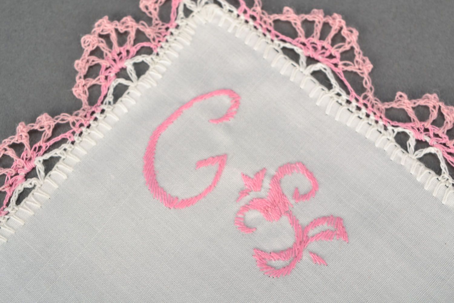 Women's handkerchief with embroidery photo 4