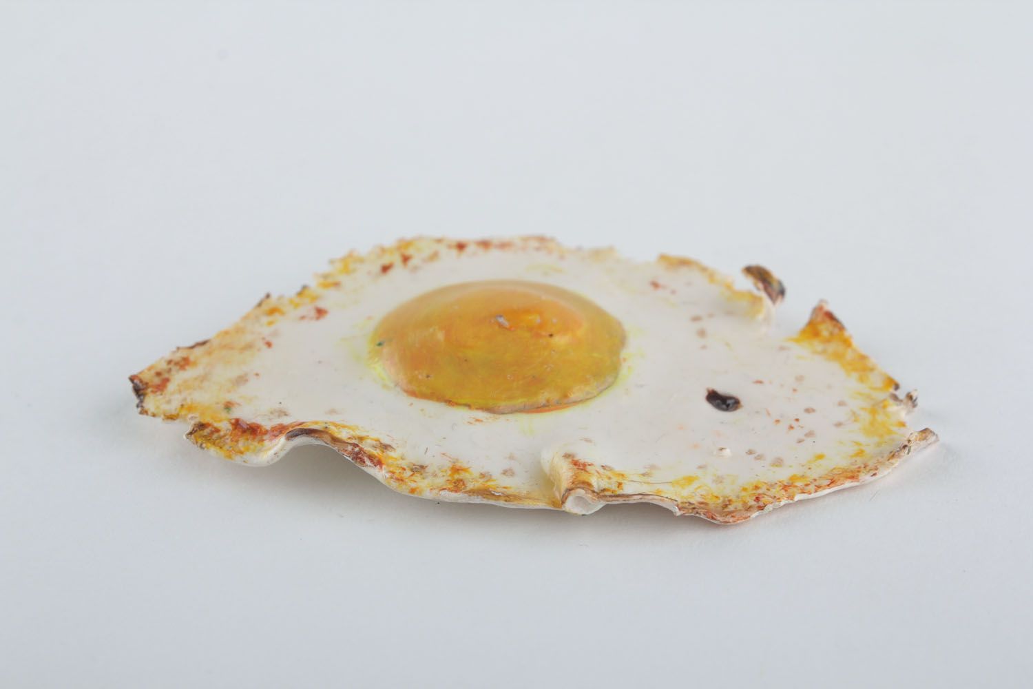 Imã para frigorífico decorativo feito à mão em forma dos ovos fritados  foto 3