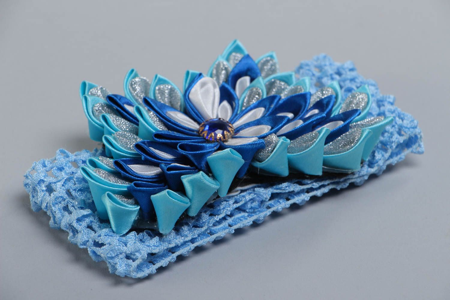 Handmade designer headband with stretch basis and volume blue kanzashi flower photo 3