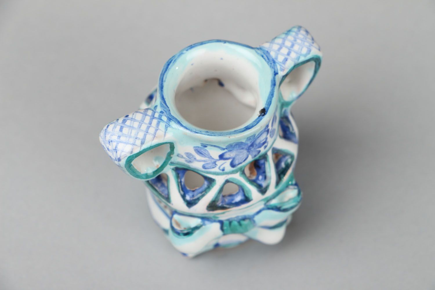 Bemalte Vase aus Keramik foto 2