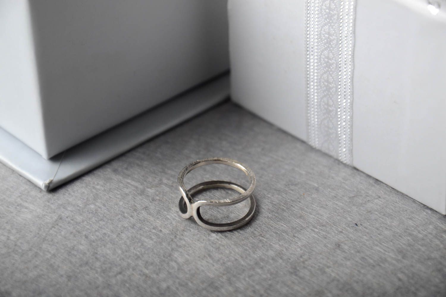 Женский перстень ручной работы серебряное кольцо двойное женское кольцо фото 1