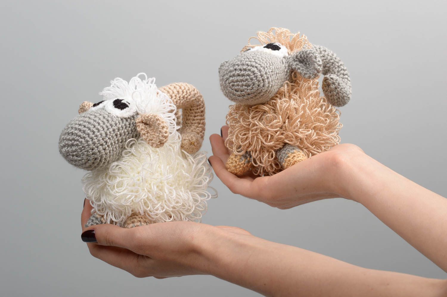 Peluches moutons Jouets faits main au crochet 2 pièces Cadeau pour enfant photo 5