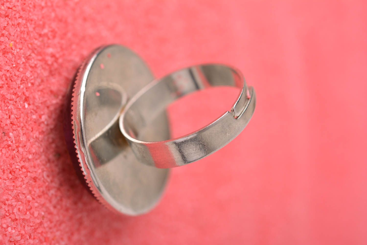 Кольцо ручной работы кольцо из эпоксидной смолы женское кольцо большое фото 5
