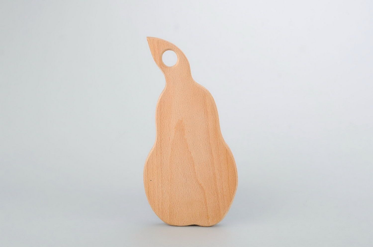 Chopping board in the shape of pear with the image of tiger photo 4