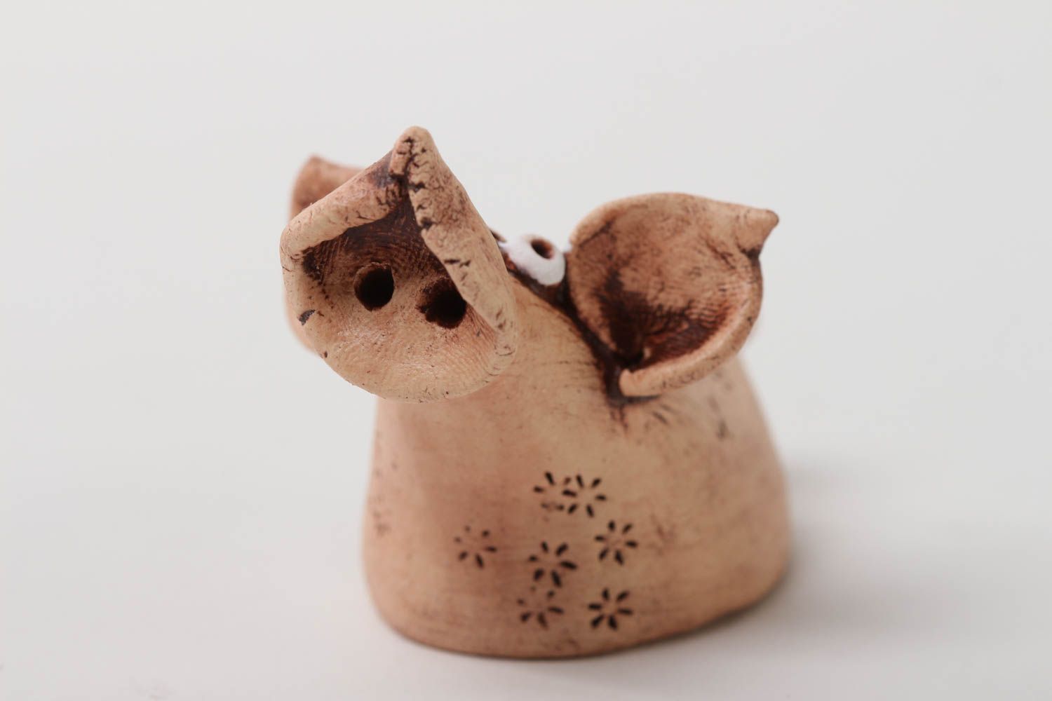 Свистулька из глины хэнд мэйд керамическая свистулька глиняная игрушка Свинка фото 3