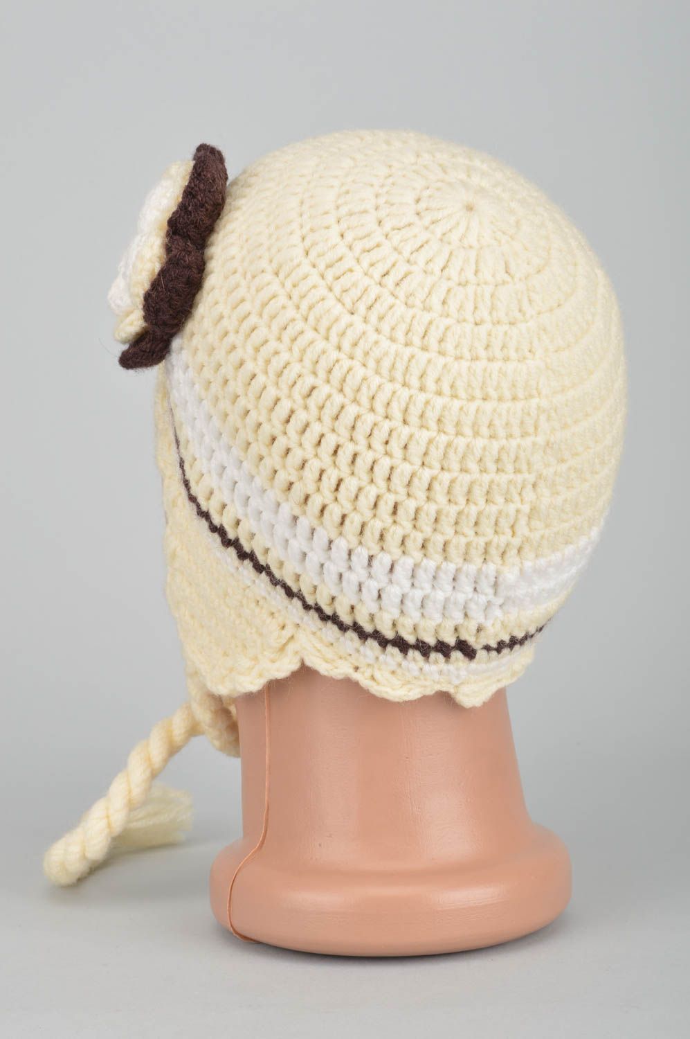 Bonnet tricot fait main Bonnet fille blanc avec oreilles stylé Vêtement enfant photo 5