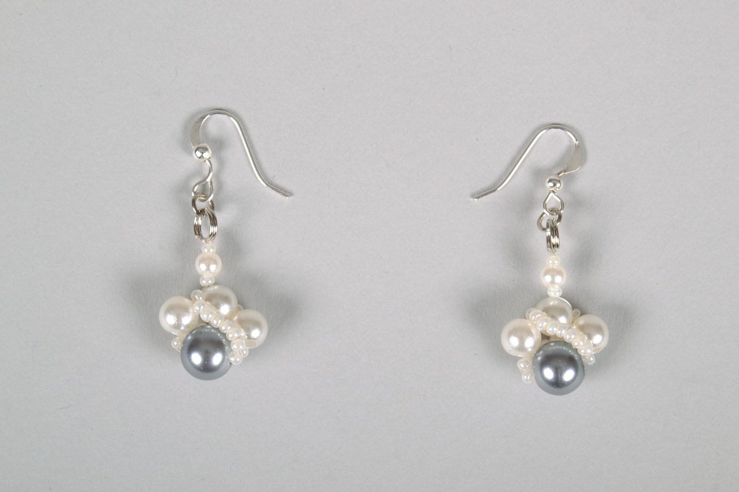 Ohrringe aus Perlen foto 2
