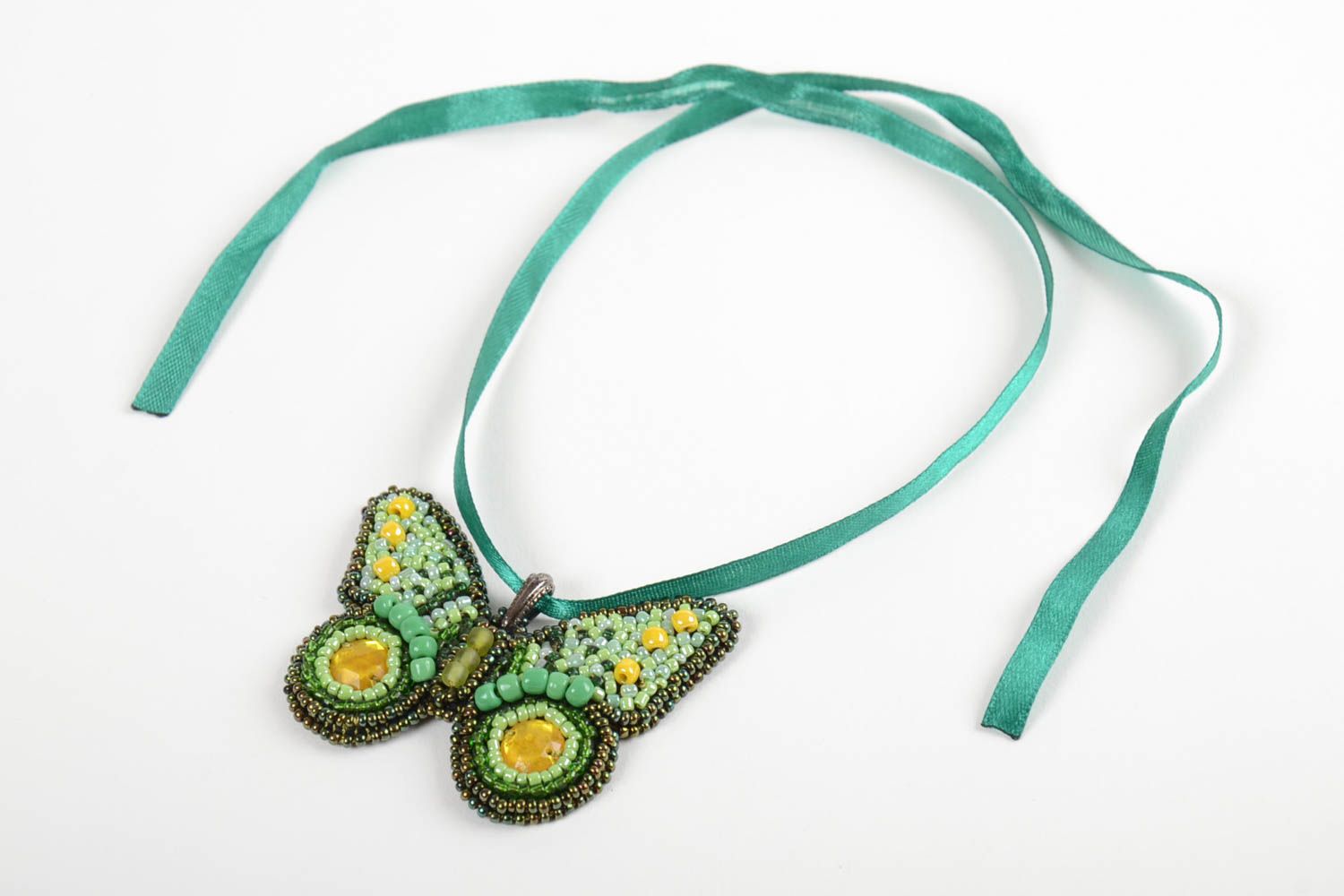 Beautiful handmade pendant stylish beaded butterfly female festive pendant photo 3