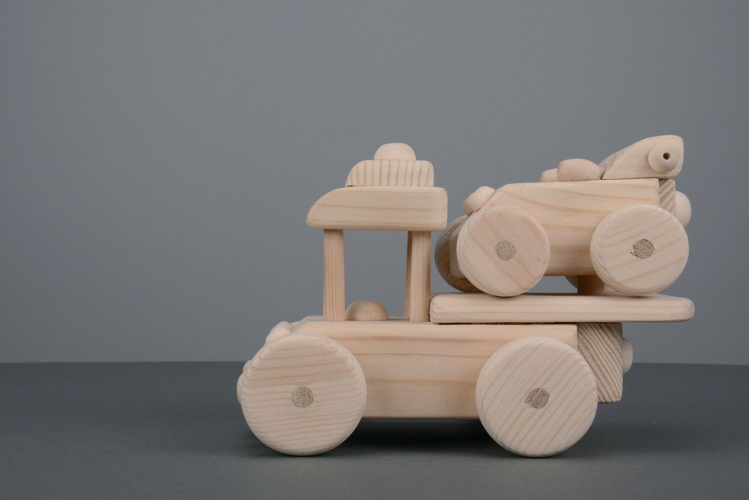 Macchine giocattoli fatti a mano giocattoli di legno giocattoli da bambino foto 5