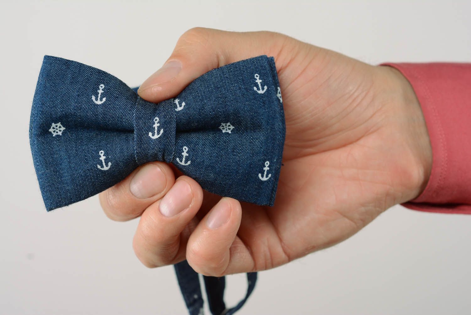 Corbata de moño en estilo marítimo foto 5