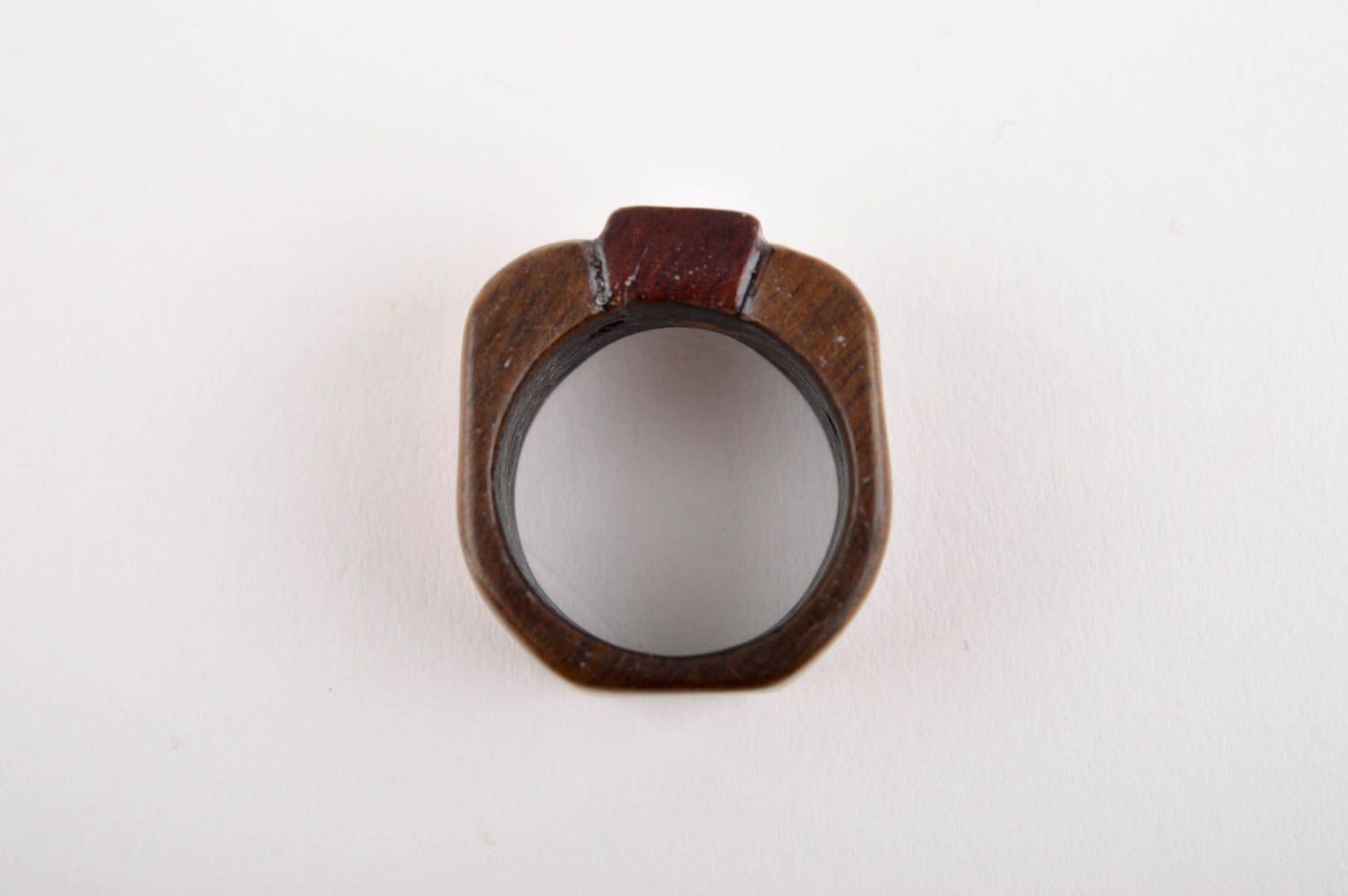 Anello da donna fatto a mano anello di legno bello accessori originali foto 4