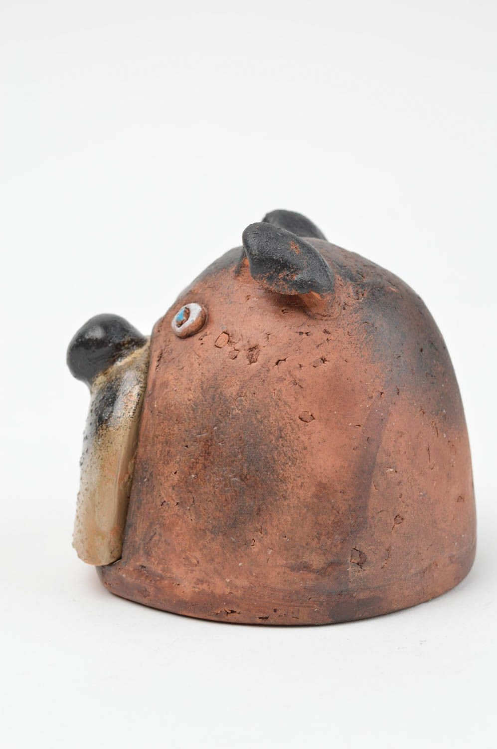 Глиняная шкатулка в виде мордочки собаки небольшая коричневая ручной работы фото 3