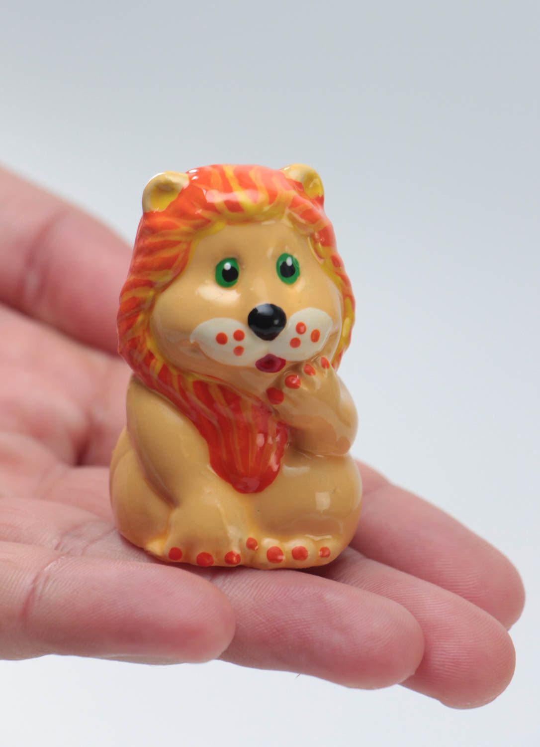 Small handmade collectible plaster figurine painted with acrylics Lion photo 5