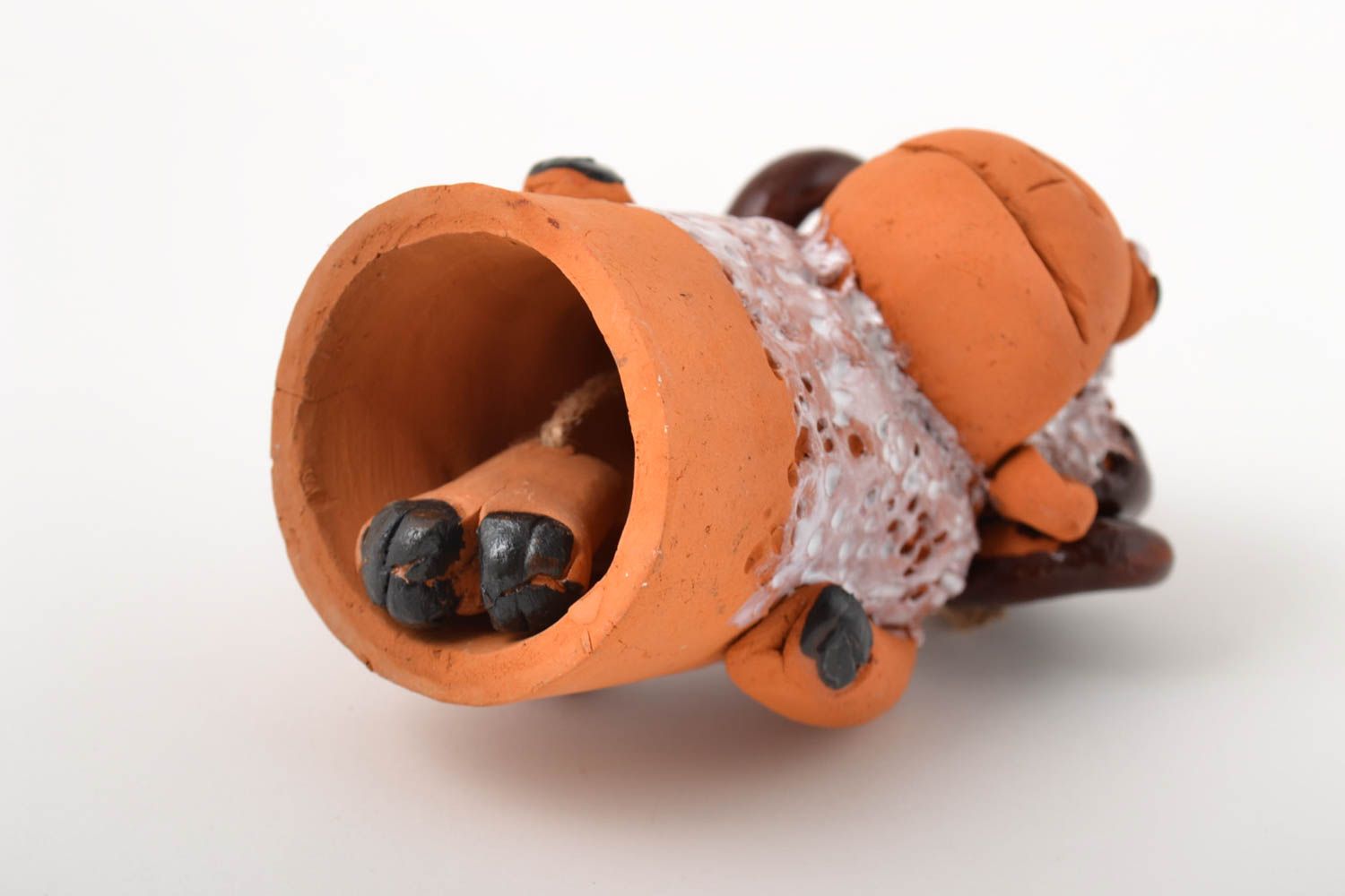 Колокольчик из глины ручной работы авторская керамика баран сувенир из керамики фото 3