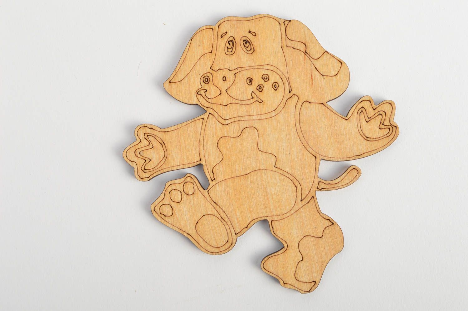 Sujet à décorer en bois brut fait main figurine chien plate pour serviettage photo 2