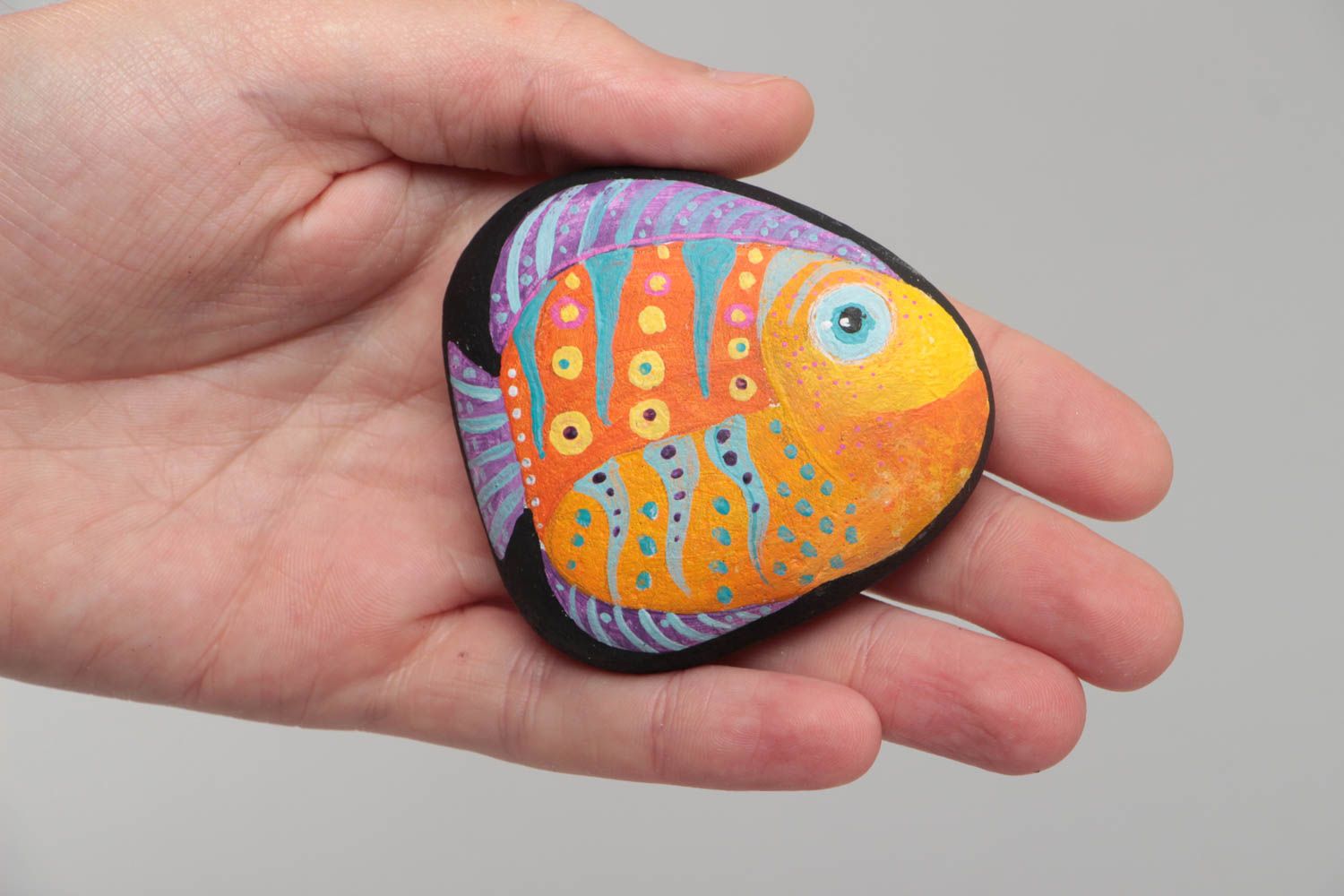 Beautiful handmade painted stone designer decorative interior sea pebble Fish photo 5