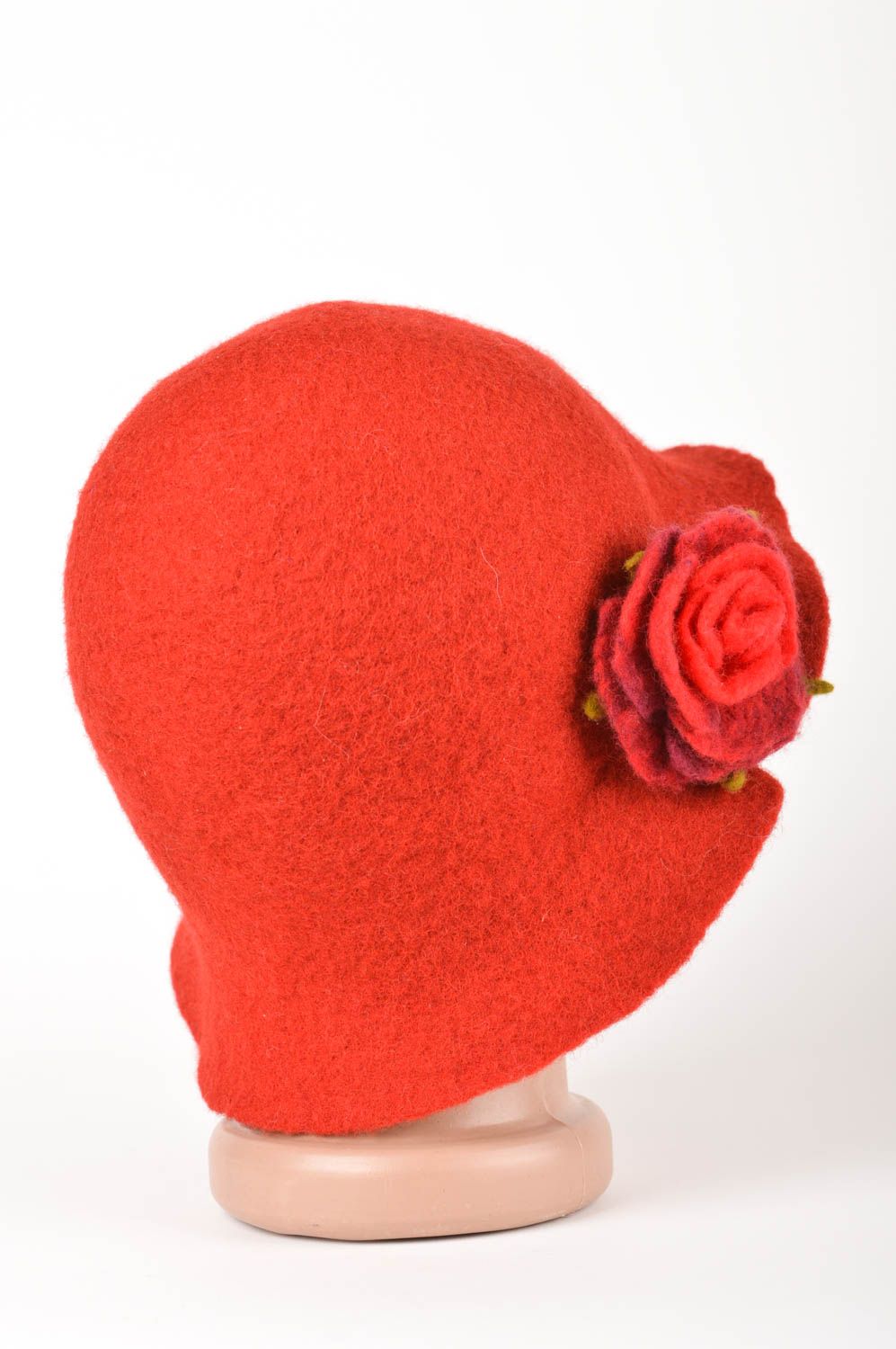 Handgemachte Mütze schöne rote Mütze aus Filz  modisches Accessoire für Damen foto 4