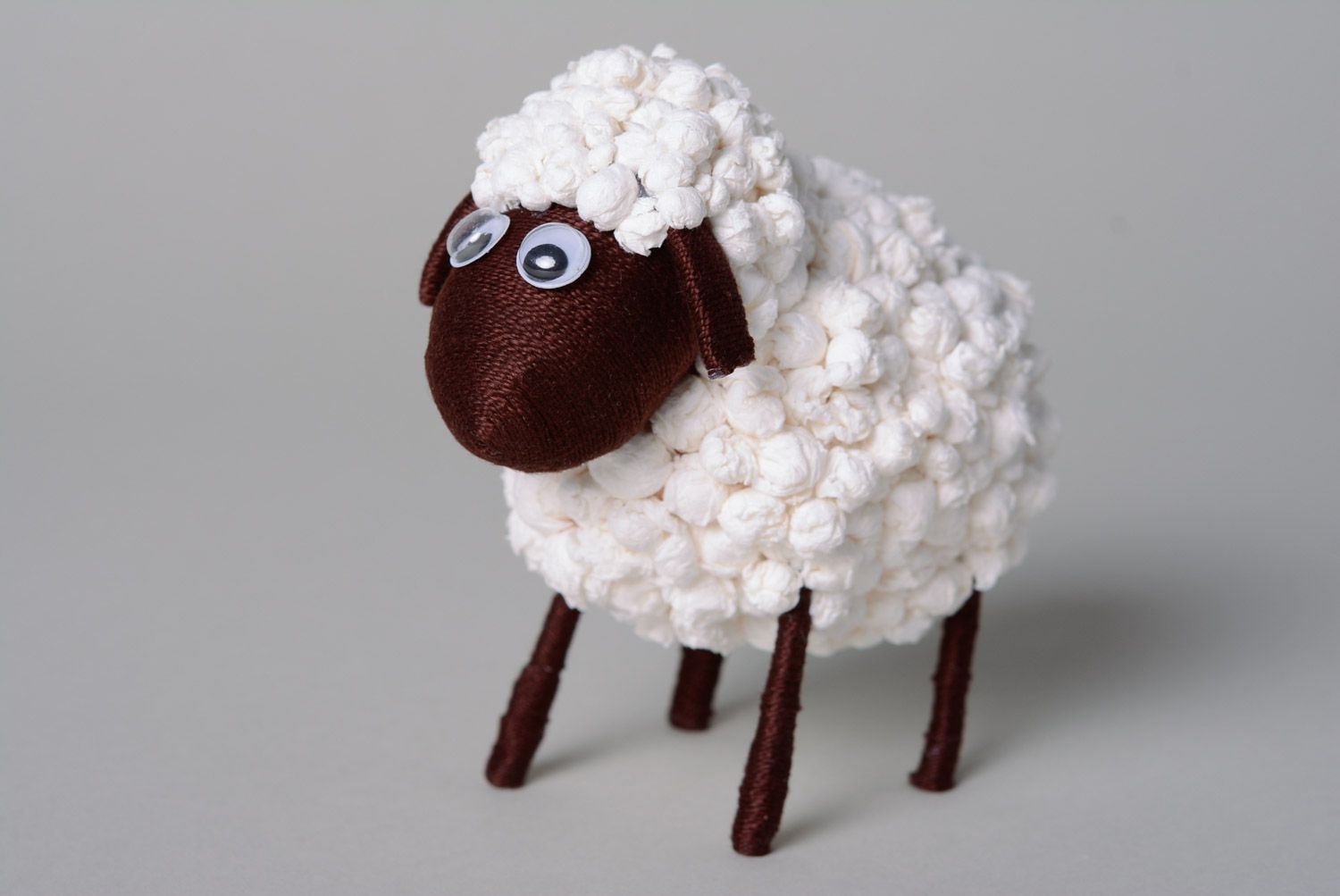 Textil Kuscheltier Schaf weiß aus Baumwollgarn für Interieur handmade  foto 1