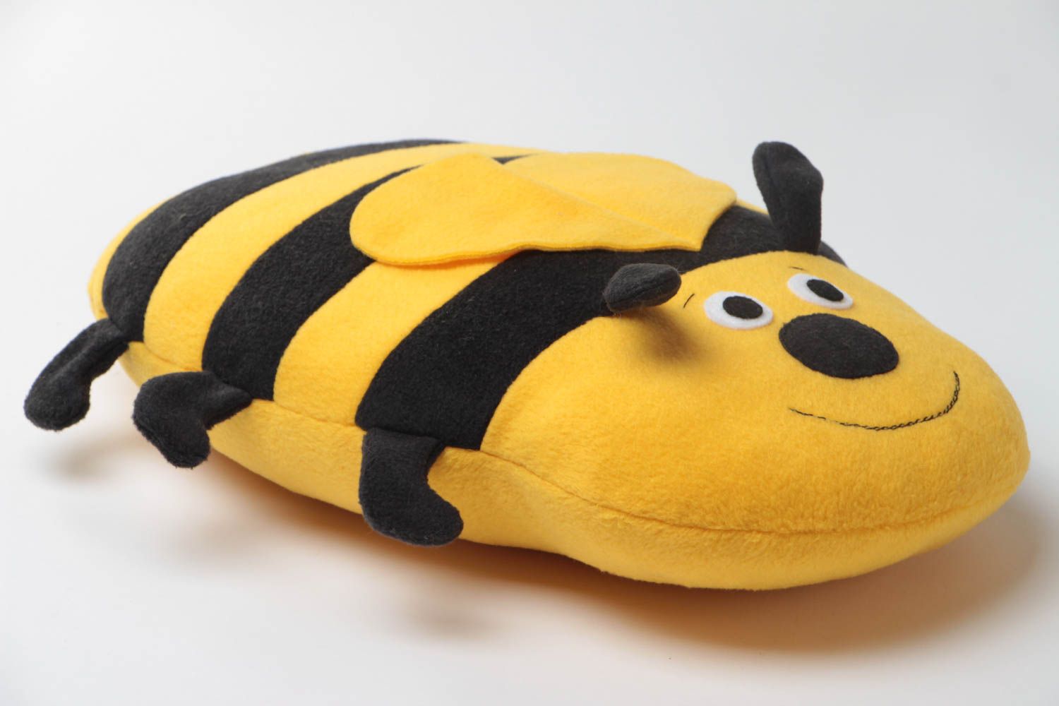 Coussin fait main en forme d'abeille jaune noir pour enfant ou décoratif photo 3