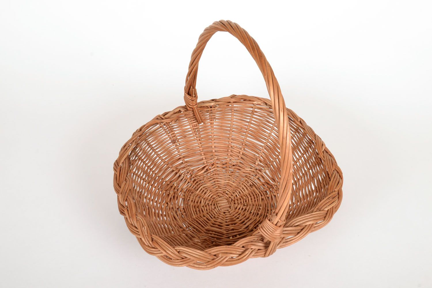 Broad basket with handle photo 4