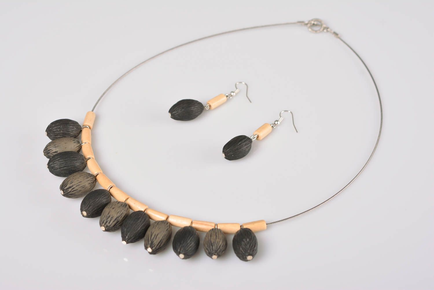 Set di orecchini e collana fatto a mano kit di accessori di argilla polimerica foto 5