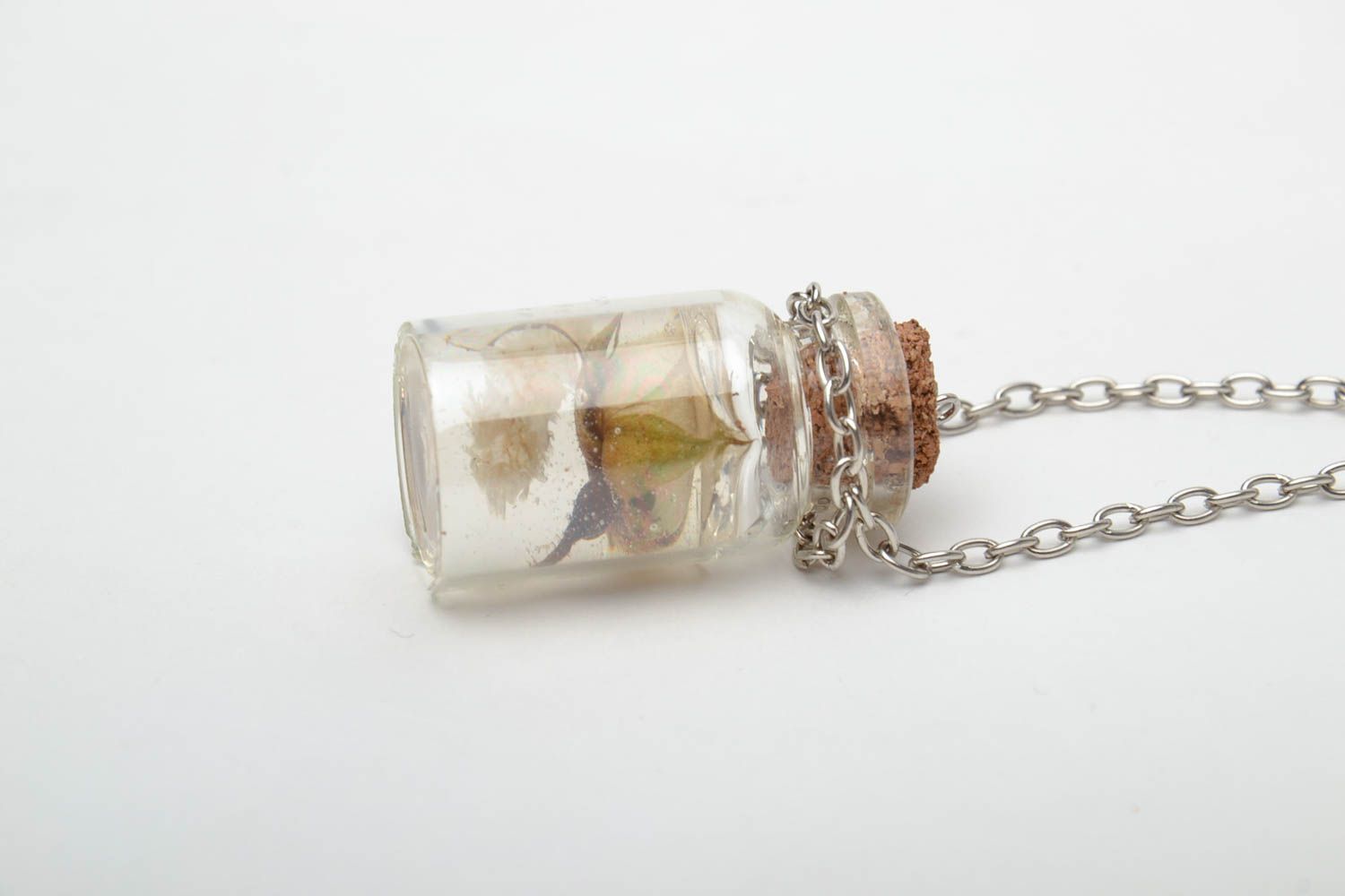 Interior pendant Bottle with Chain photo 3
