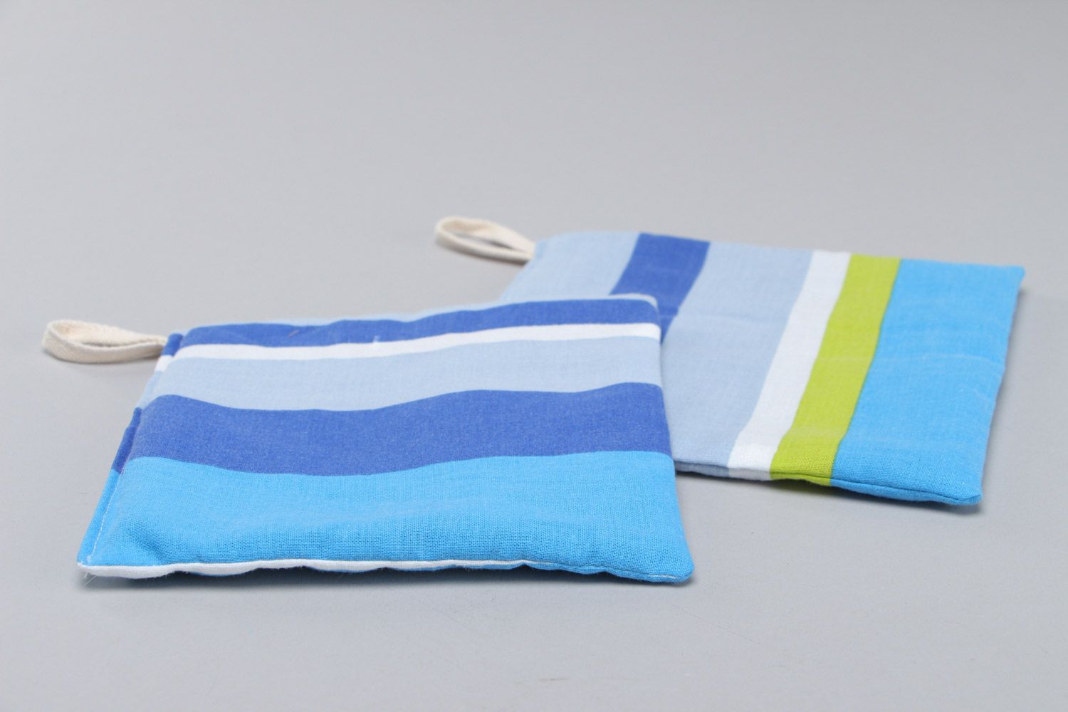 Set of 2 handmade pot holders sewn of bright striped cotton fabric for kitchen photo 3
