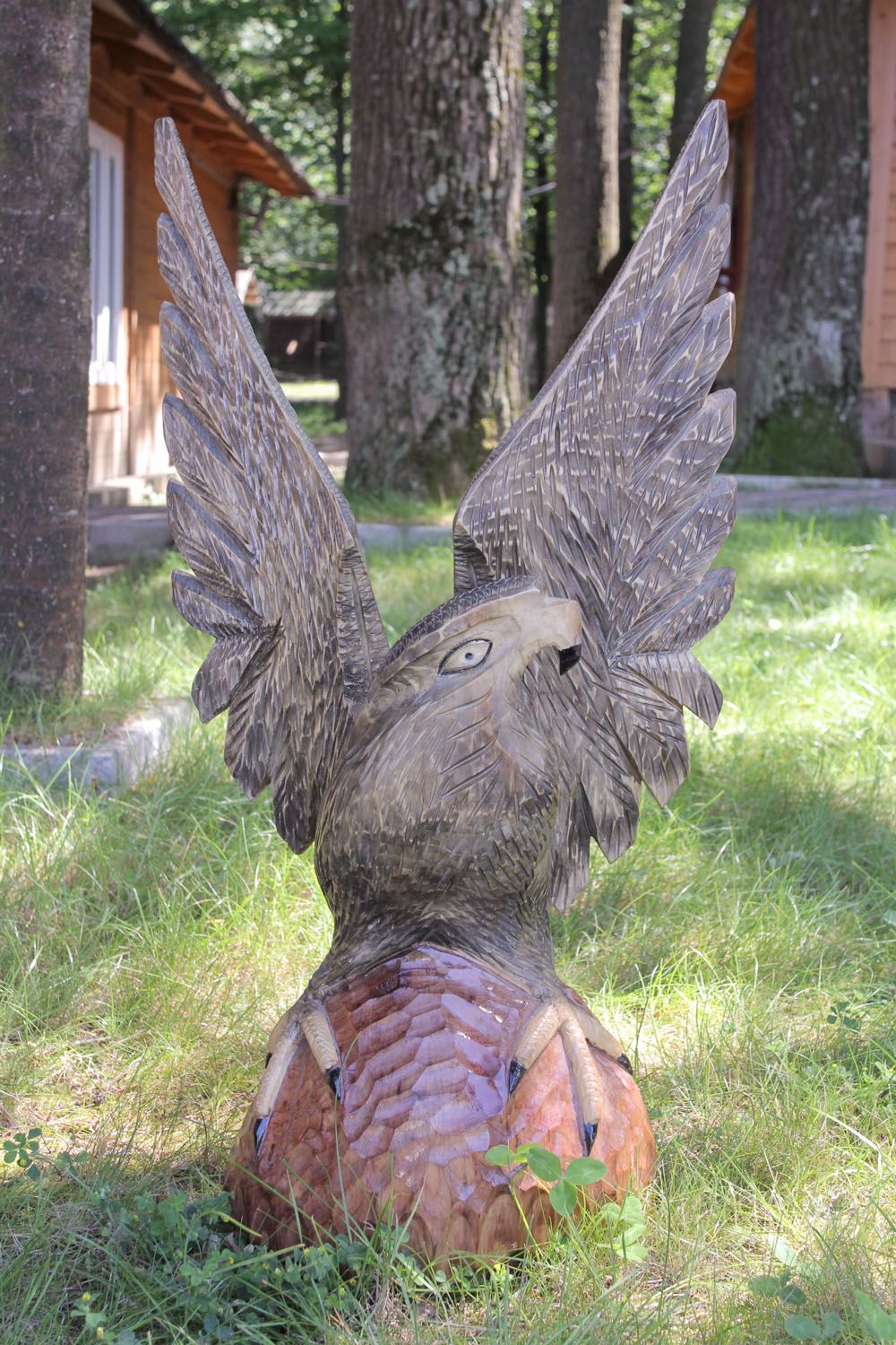 Statuette en bois naturel faite main Aigle décoration pour bureau écologique photo 4