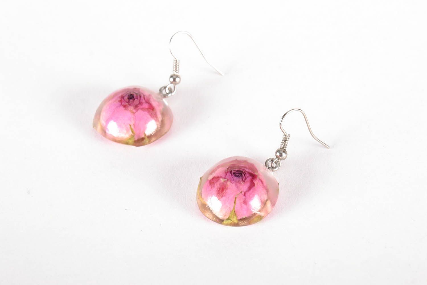 Earrings made of rose buds photo 1