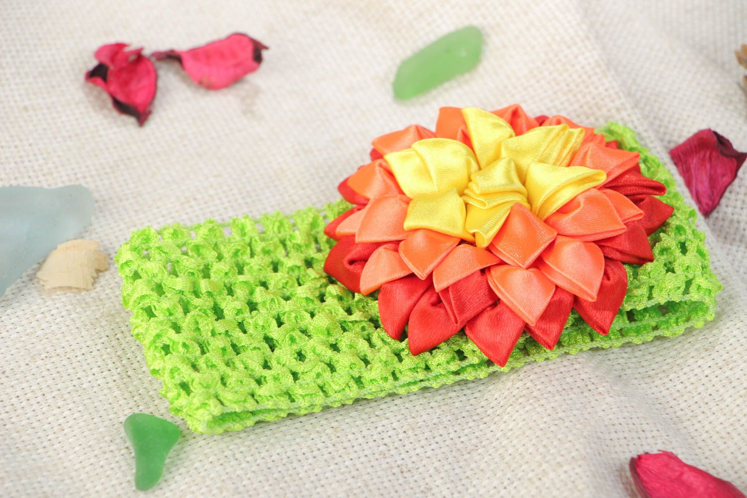 Bright stylish handmade kanzashi satin flower headband photo 1