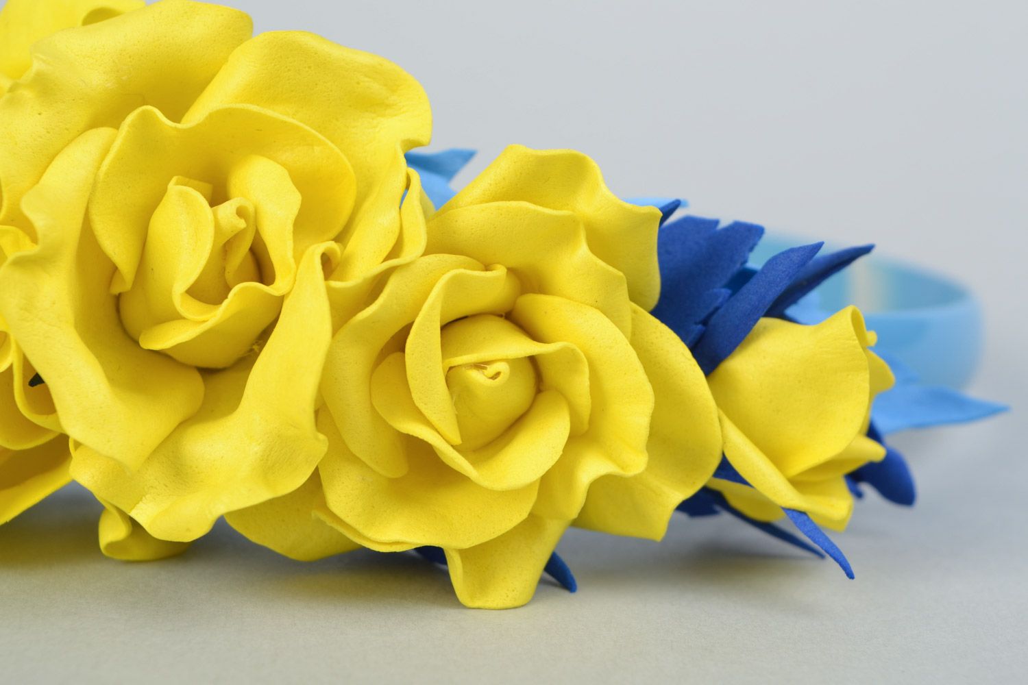 Handmade designer headband with plastic suede roses in yellow and blue colors photo 4