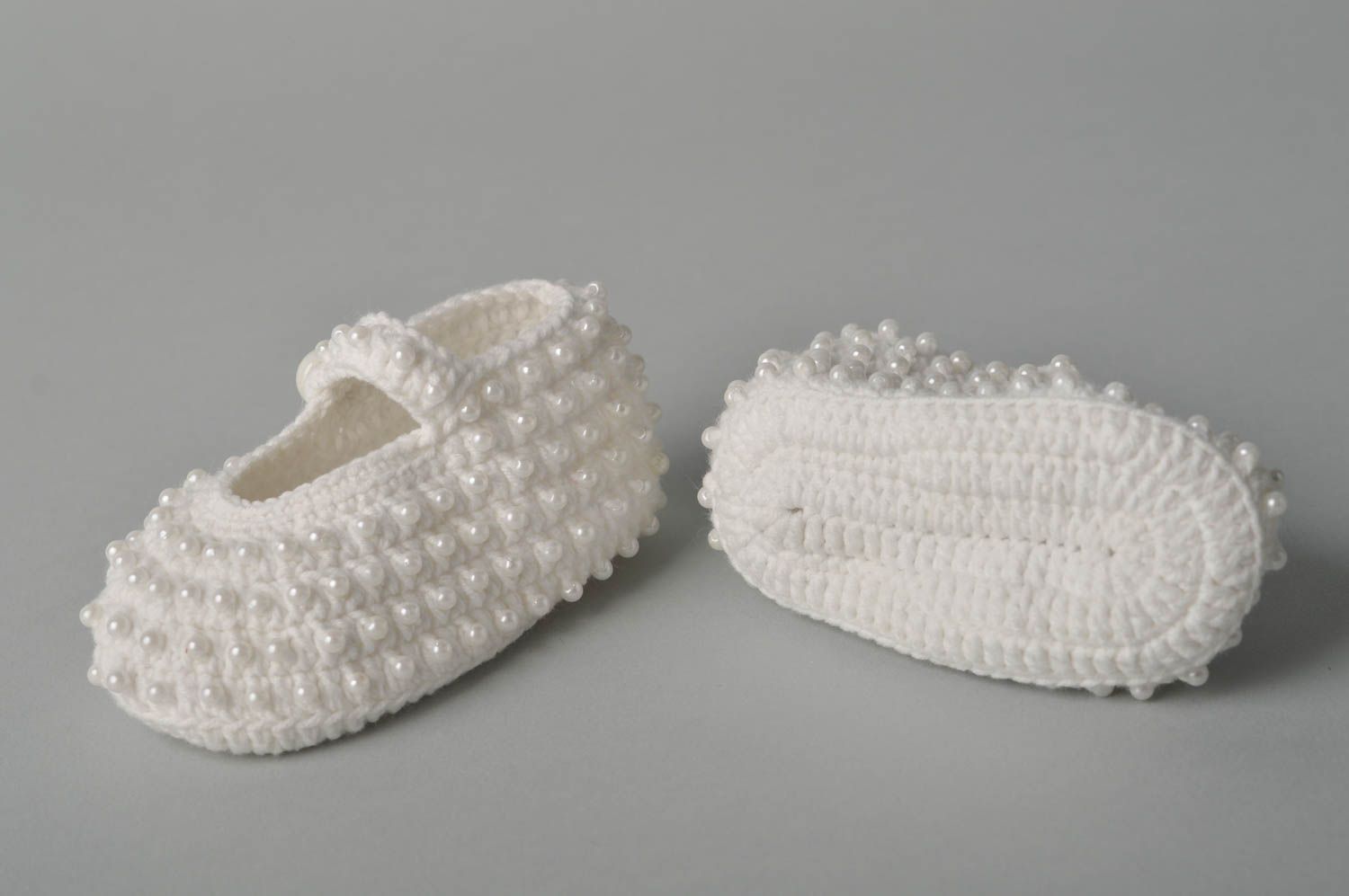 Chaussons bébé faits main Pantoufle tricot au crochet Accessoire bébé blanc photo 4