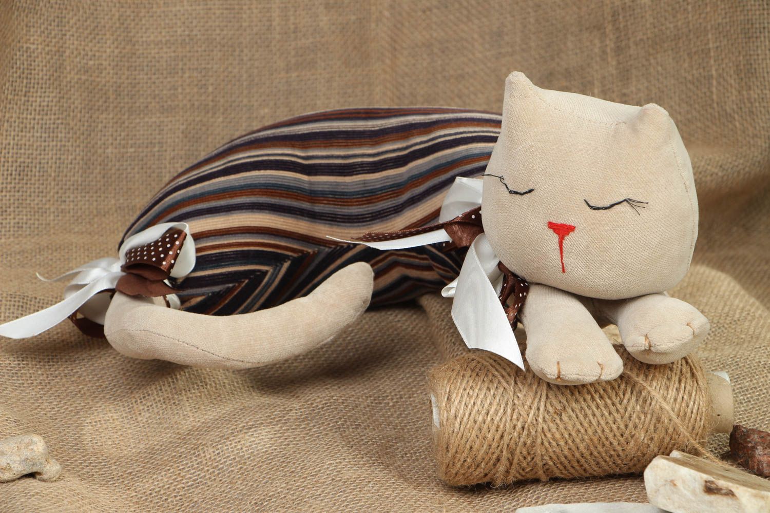 Подушка игрушка под шею Кошка  фото 5