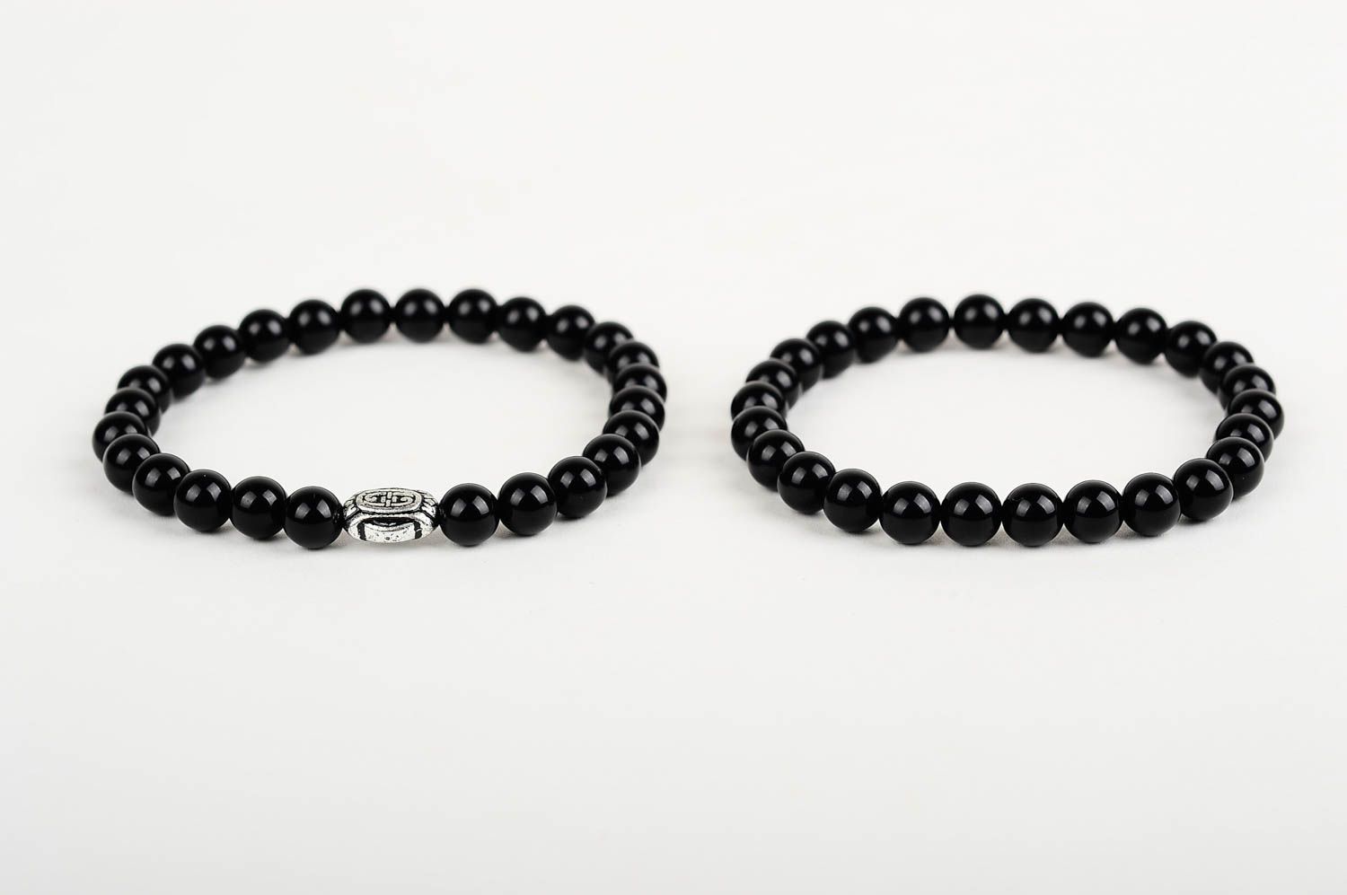 Bracelets design Bijoux fait main 2 pièces noires cadeau Accessoires femme photo 4