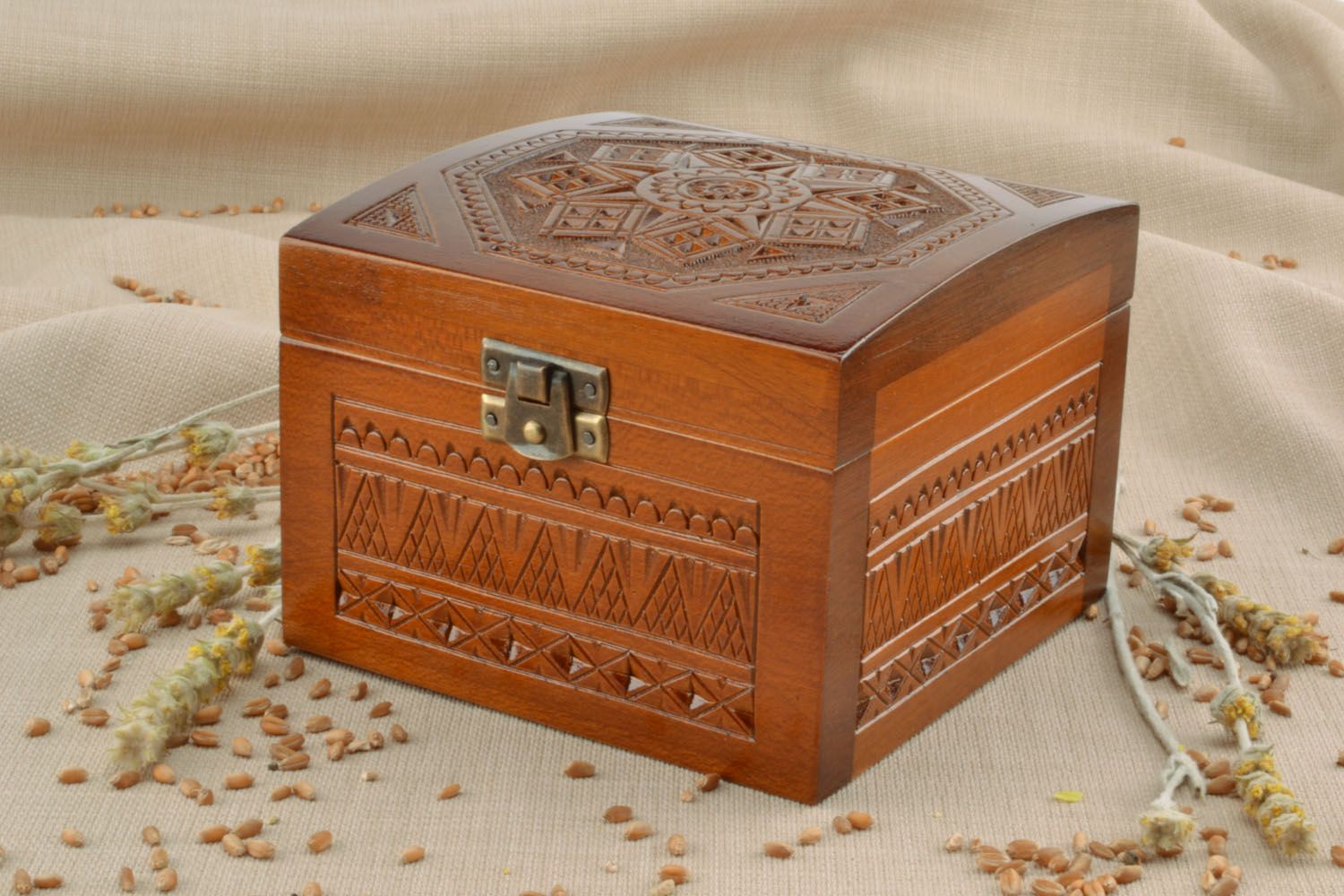 Boîte en bois décorative faite main originale photo 1