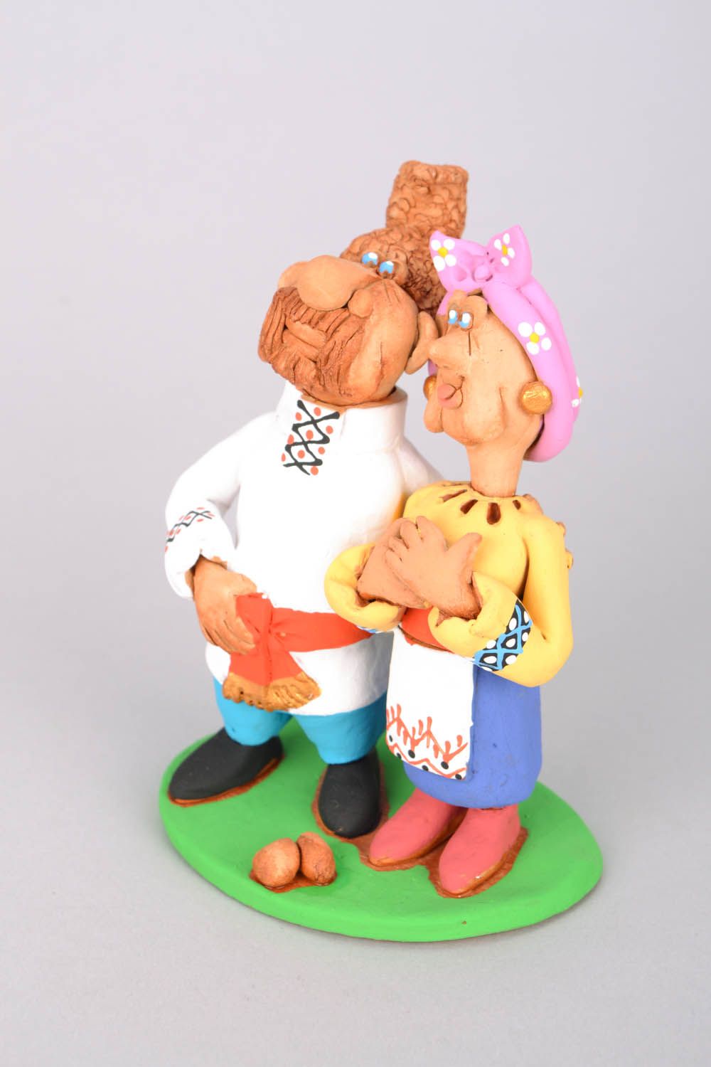 Figurine céramique 'Cosaque et sa femme bras dessous bras dessus' photo 3